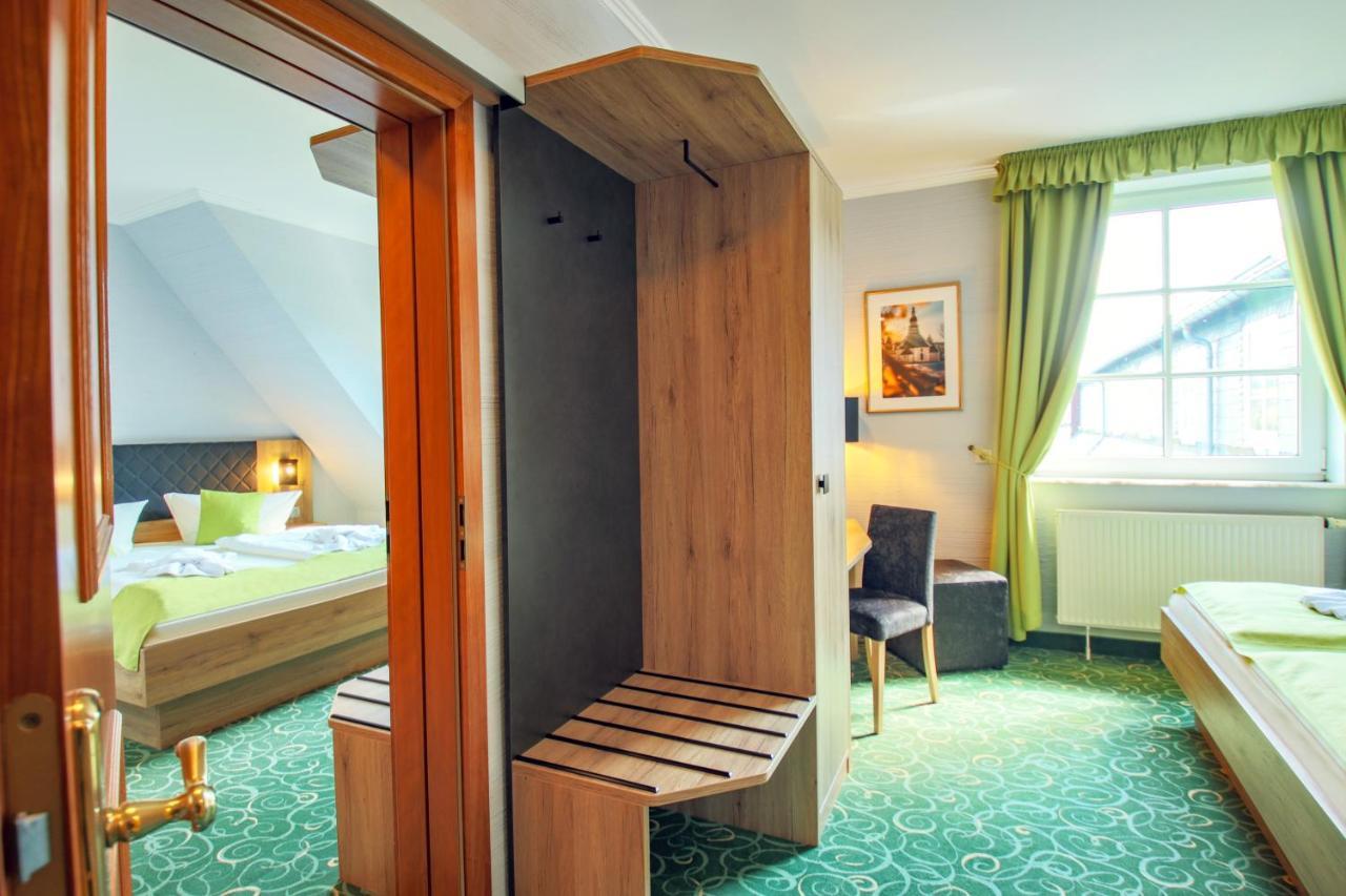 Panorama Berghotel Wettiner Hoehe ไซฟ์เฟิน ภายนอก รูปภาพ